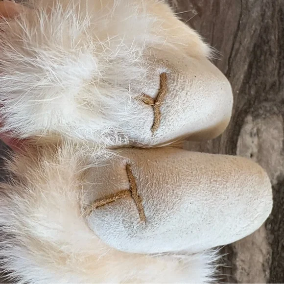 Authentic Handmade Moccasins - Picture 8 of 8